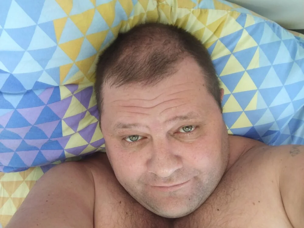 Nilola6's Offline XXX Chat