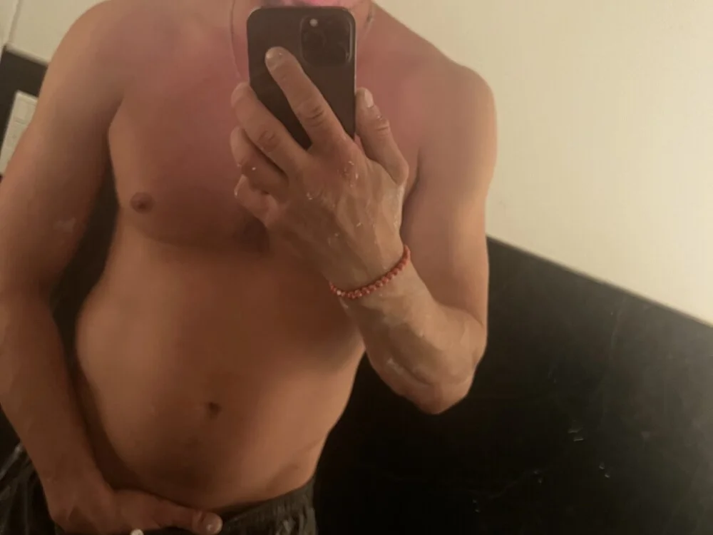 Hagener985 Offline XXX-Chat