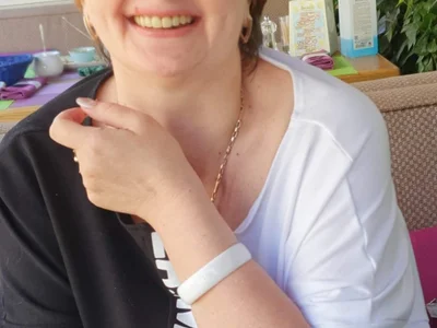 rebekkacharm profile