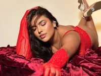 Модель spicymonroe