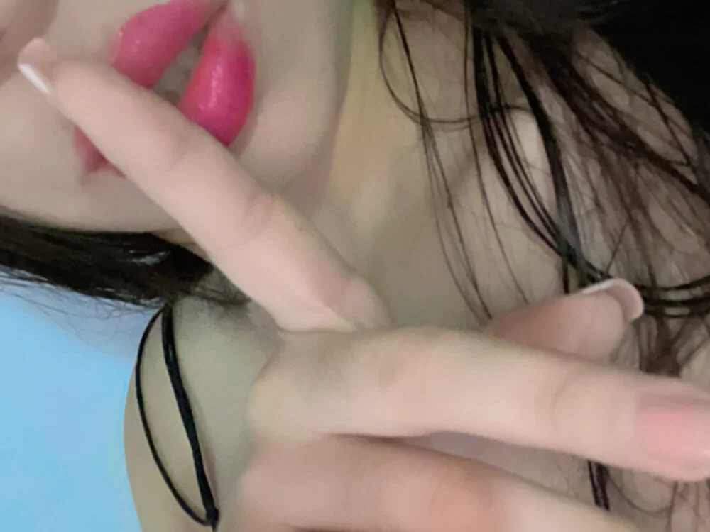 sammy_liz Offline XXX-chat