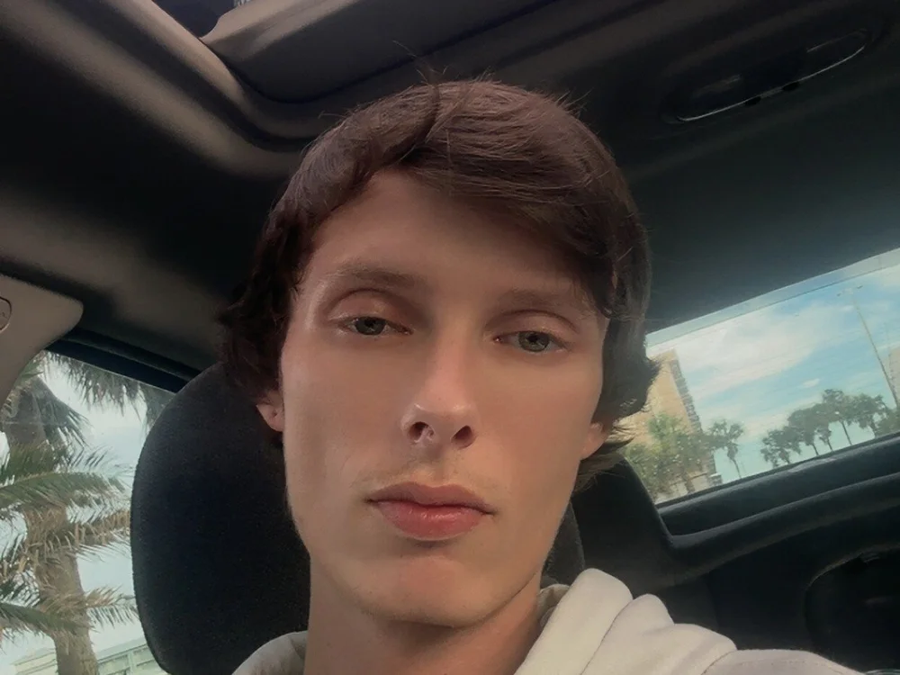 Chat XXX offline de Ares_Spellman