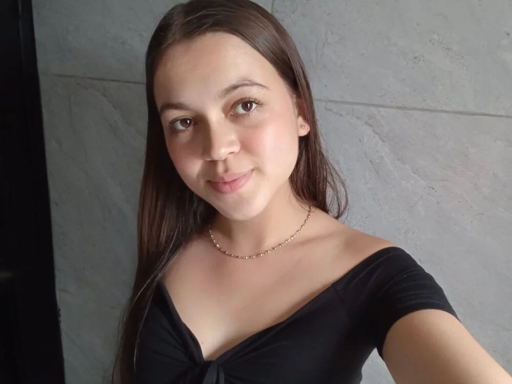 Selene_sst Offline XXX-Chat