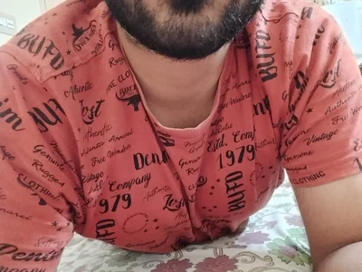 Hairy_hunk32 profile