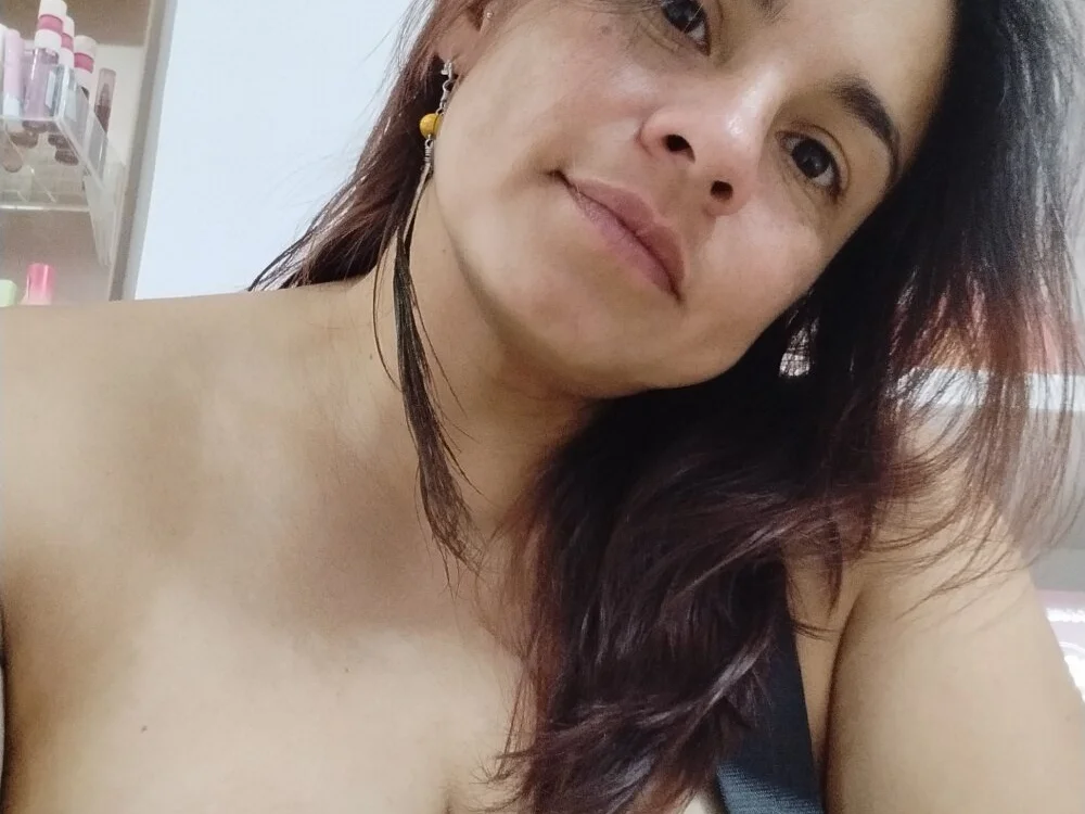 BettyBoo_w's Live XXX Chat