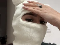 reshellzulei's Offline Chat Room