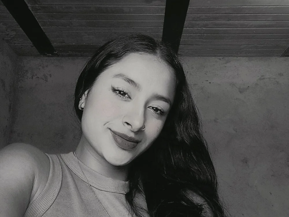 ValeeryQueen's Offline Chat Room