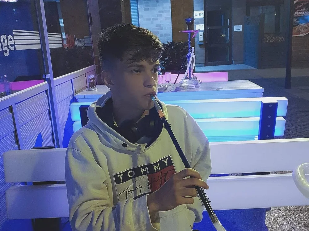 denny1302 offline chatrum