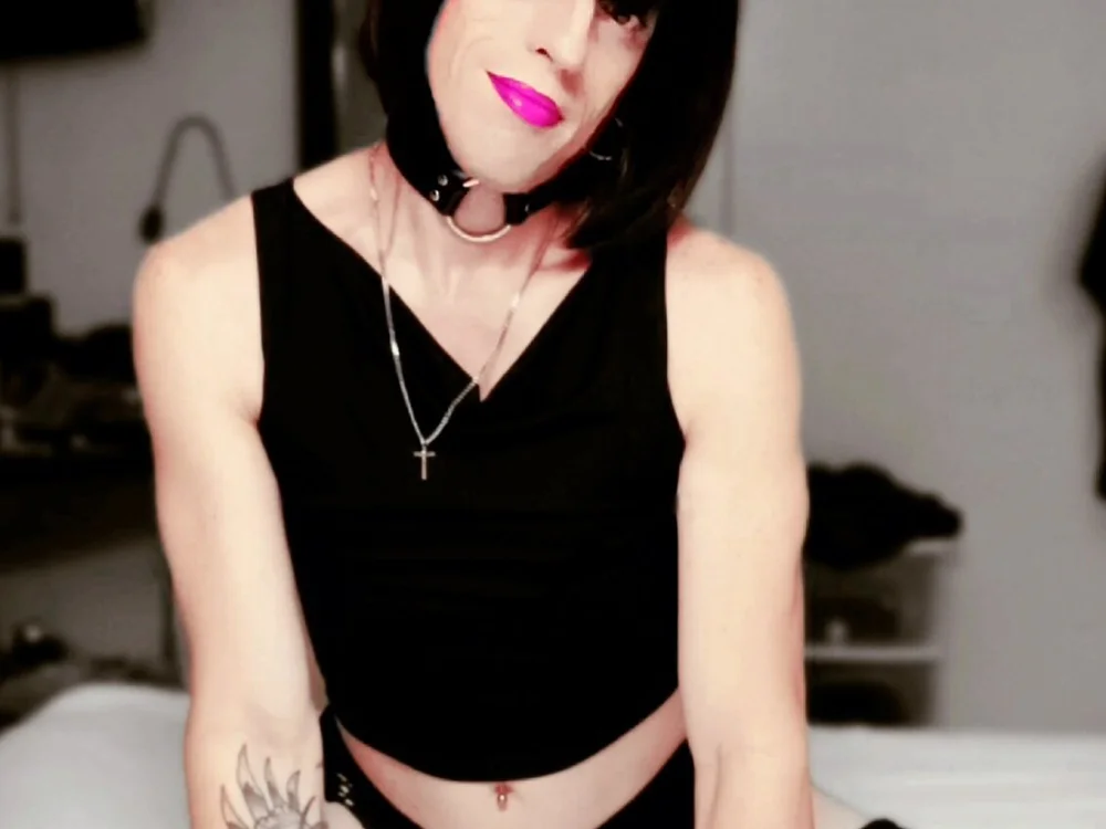 Traci_Lashes69 offline chatrum