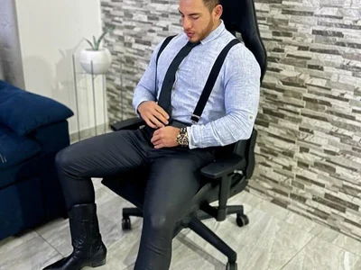 Maxxxpowerful offline XXX-chat