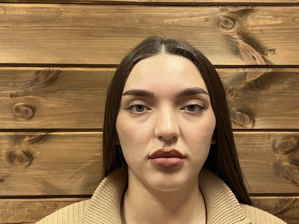 IsabellaRuggeri's Offline Chat Room
