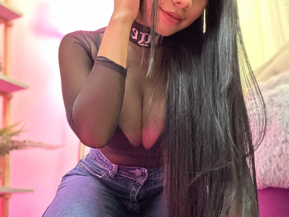 Misscandy07's Offline XXX Chat