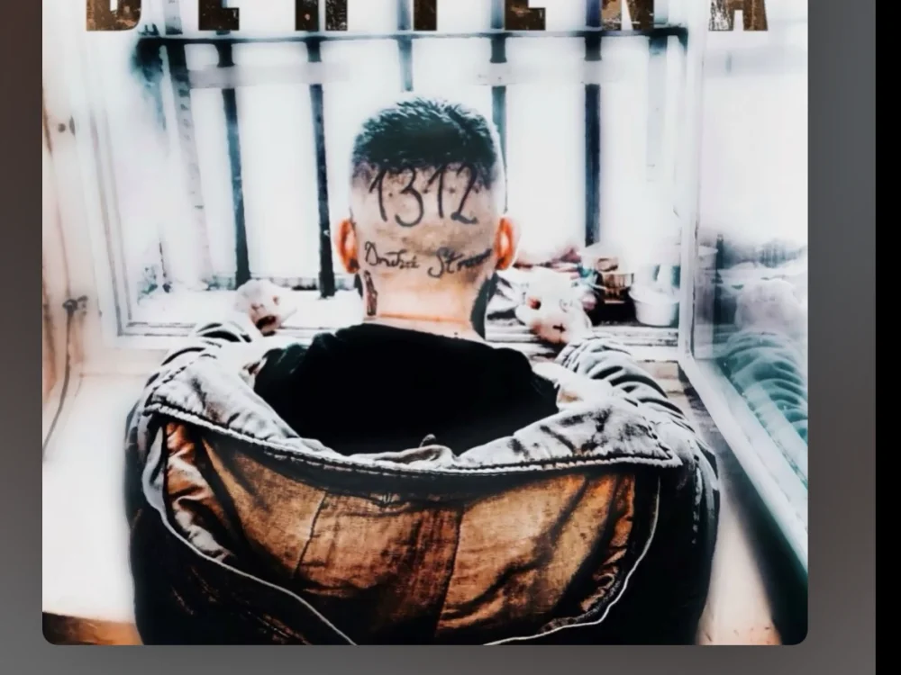 adamko111 離線 XXX 聊天