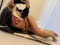 sinariaa's webcam live show