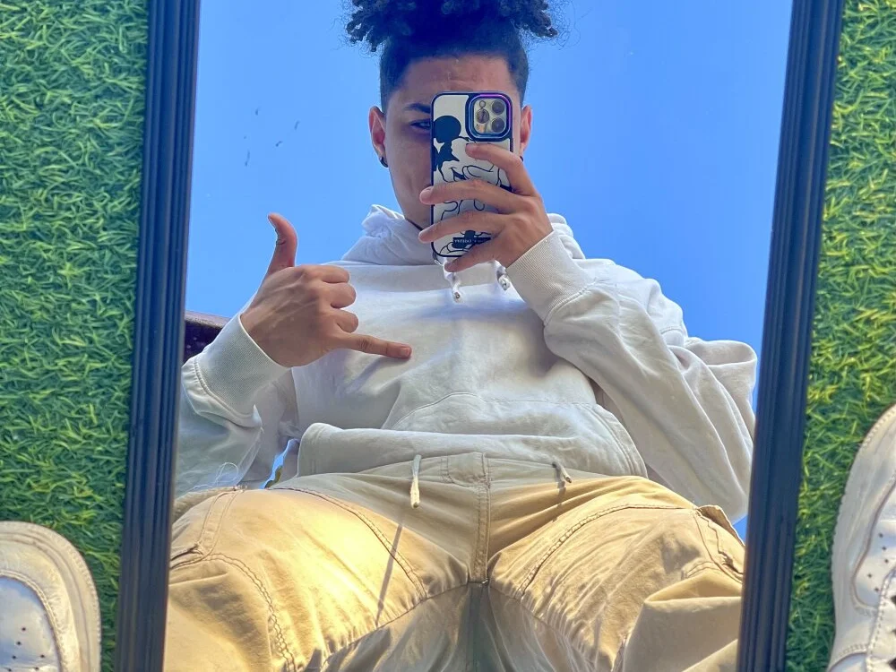 bigryann23 offline XXX-chatje