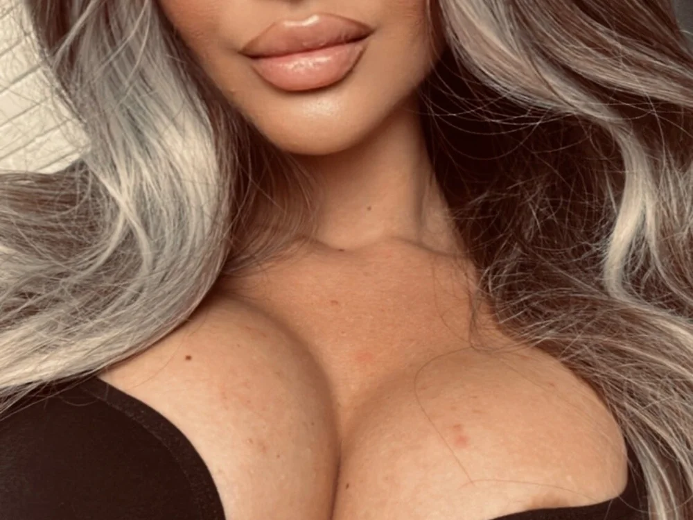 Mila_Sapphire's Offline XXX Chat