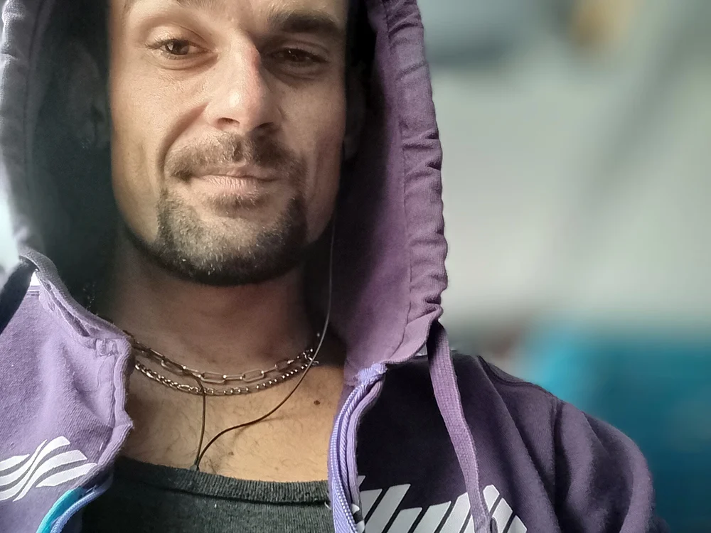Marcoflow808's Offline Chat Room