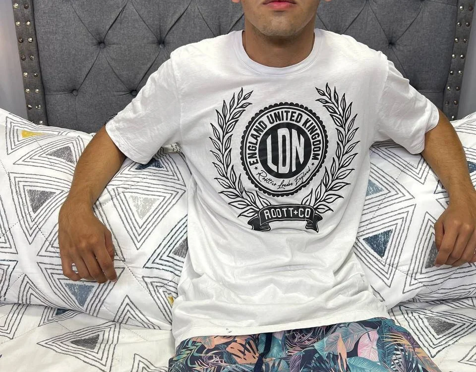 Offline XXX chat modela charless_falcon