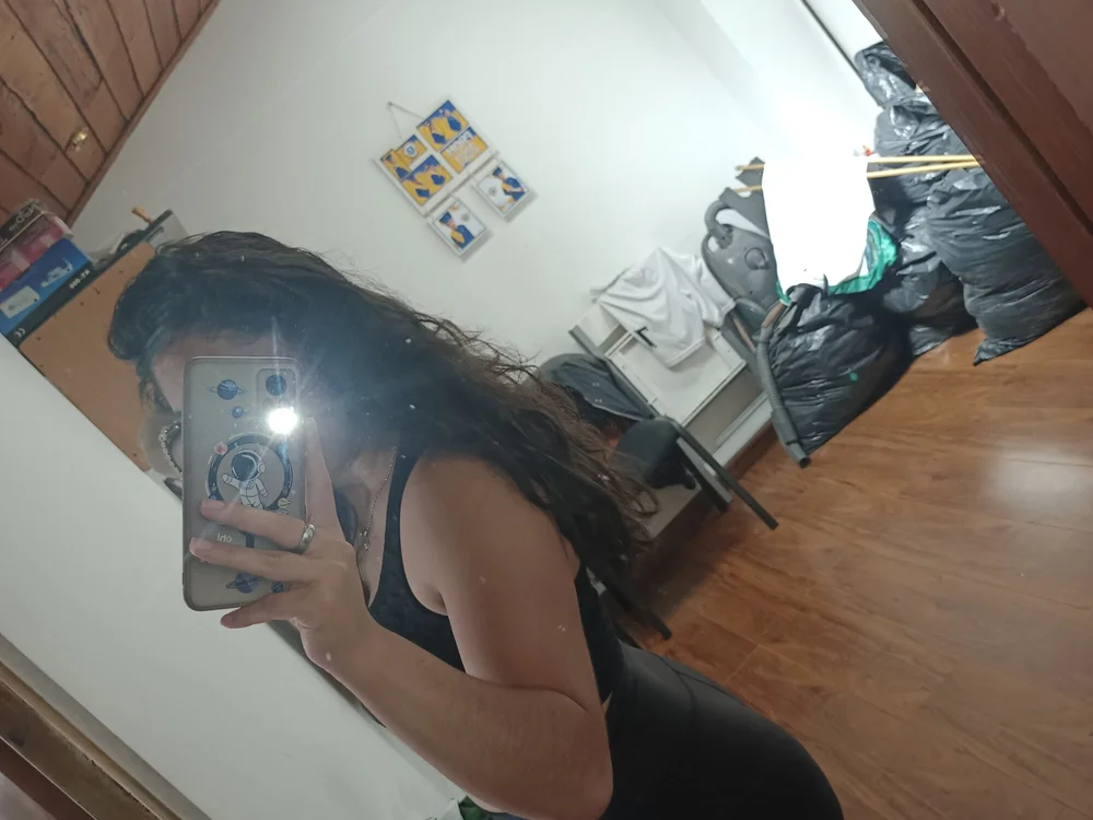 sofia_lopez99のオフラインチャットルーム