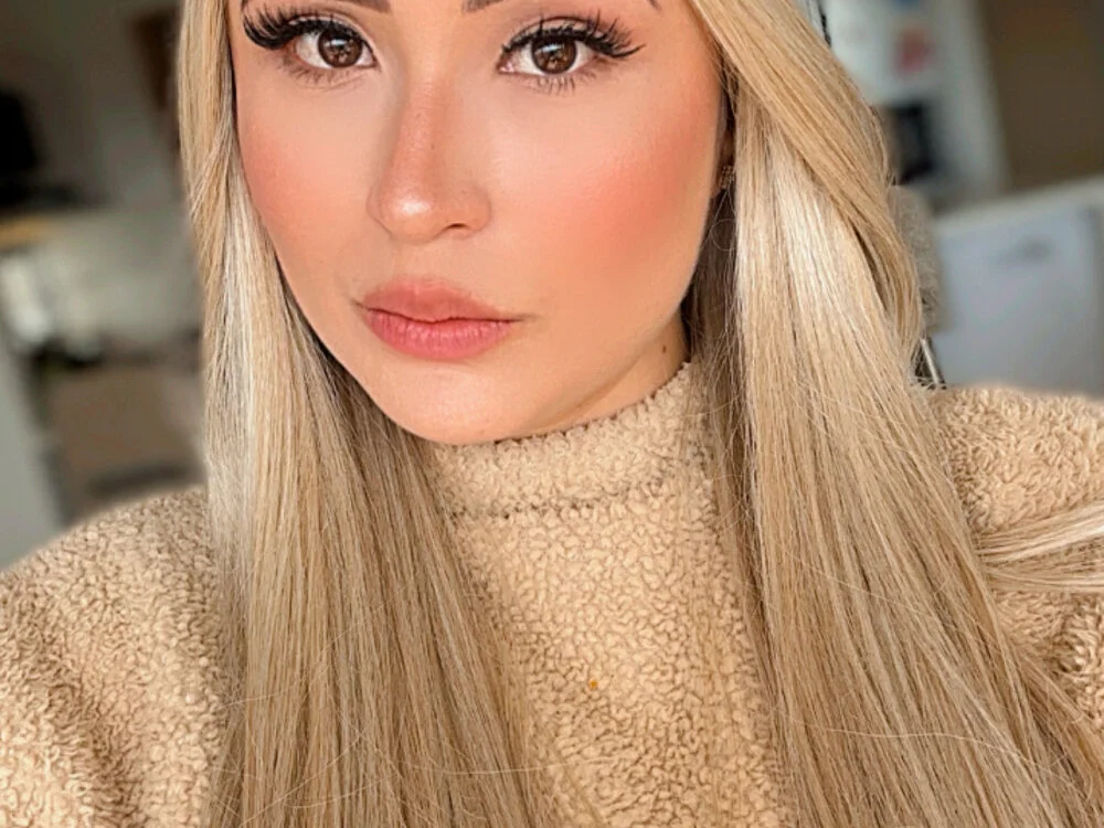 AFRODITA_'s Offline XXX Chat