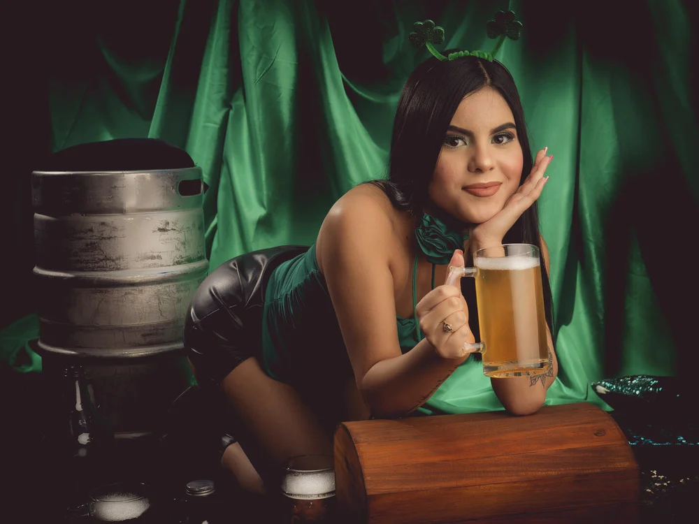 Emily__Cute__'s Offline XXX Chat