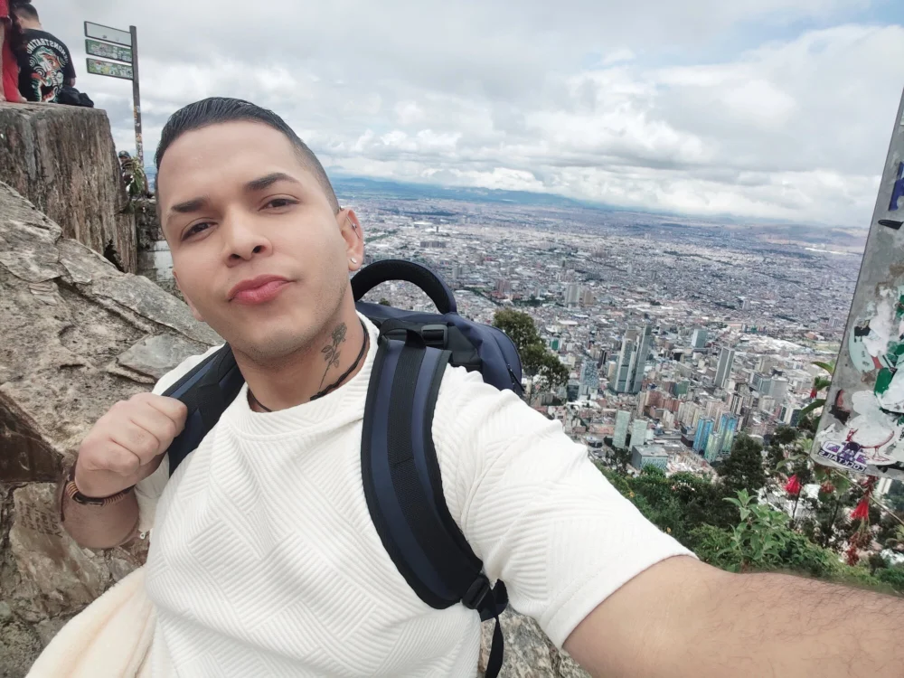 cristhian_gamboa offline XXX-chat