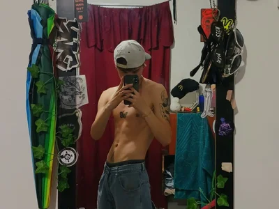 Saturo_Valentino - Boy 