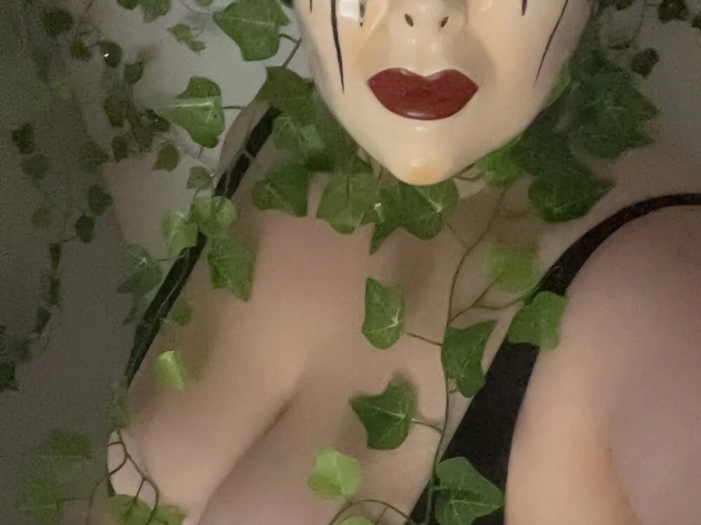 xXJJIvyXx's Offline XXX Chat