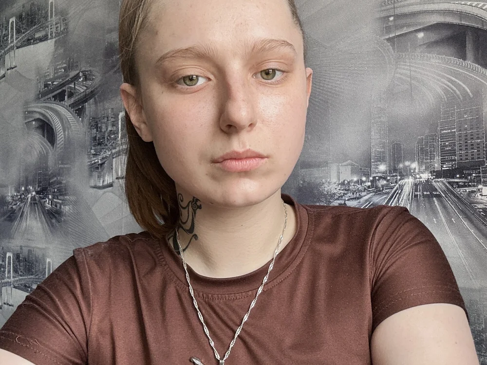 Offline chat soba modela QueenHex