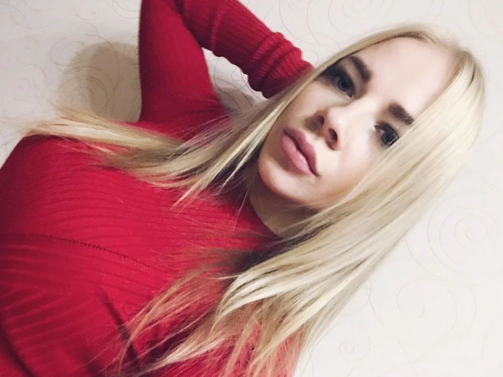 CharlyneYi's Offline XXX Chat