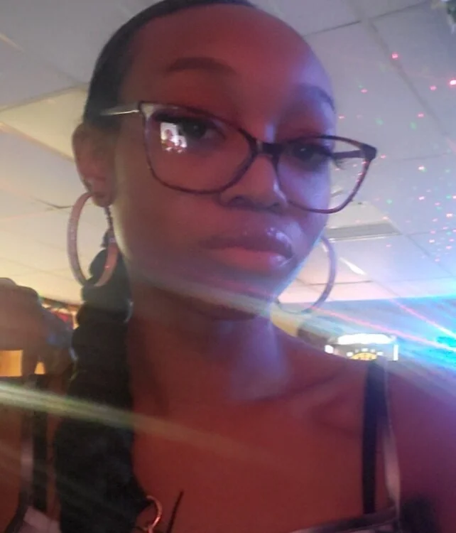 ChannelDiorxx's Offline XXX Chat