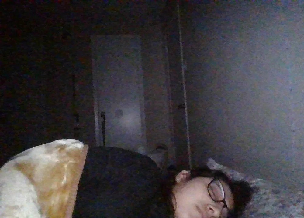 Butterfly000018's Offline Chat Room