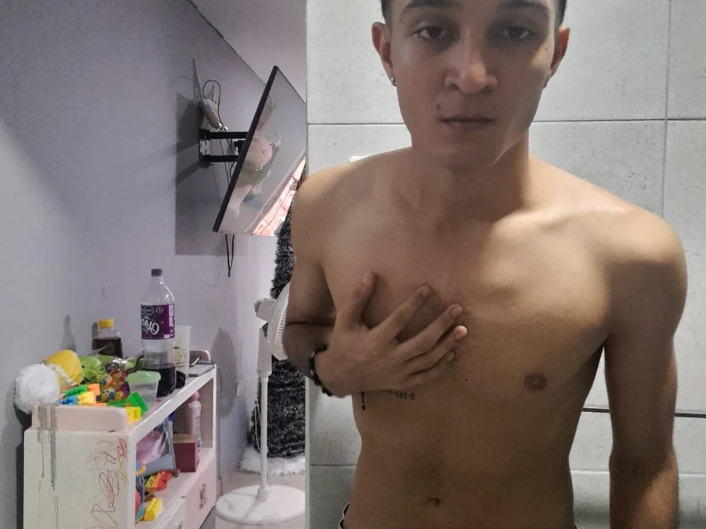 ห้องแชทออฟไลน์ของ Reghot_69
