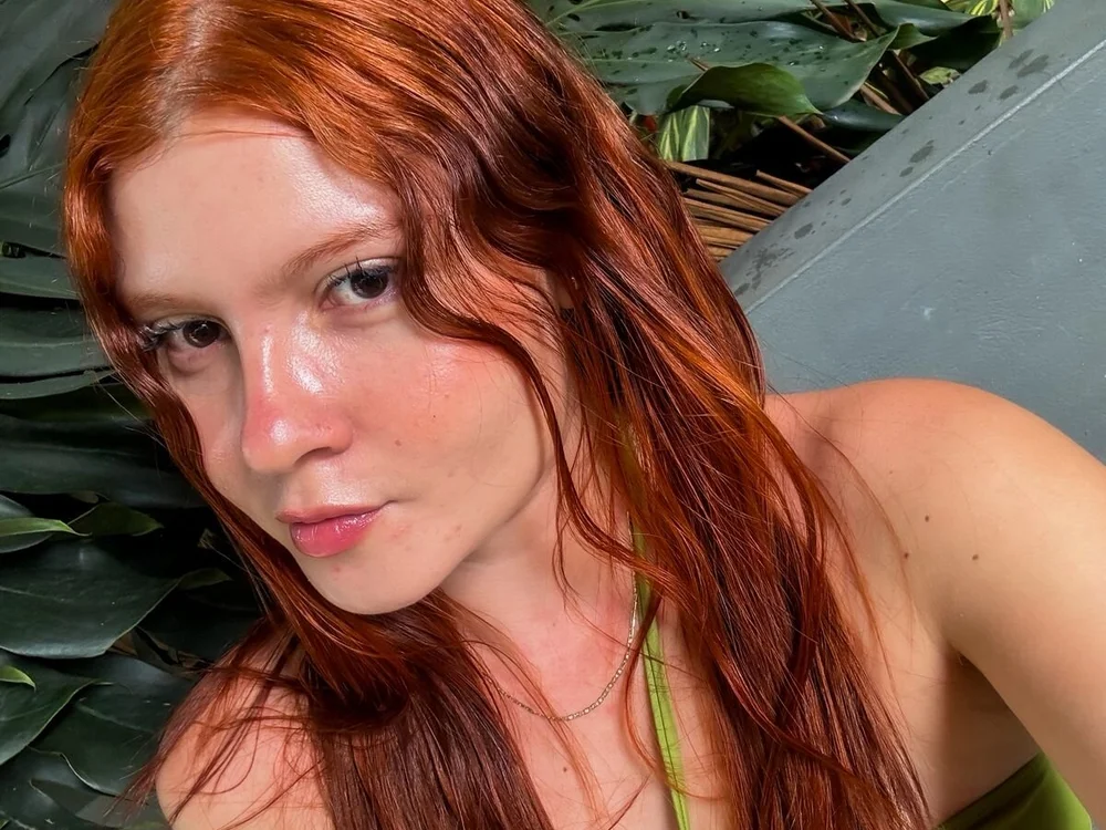 แชท XXX ออฟไลน์ของ honey-blossom