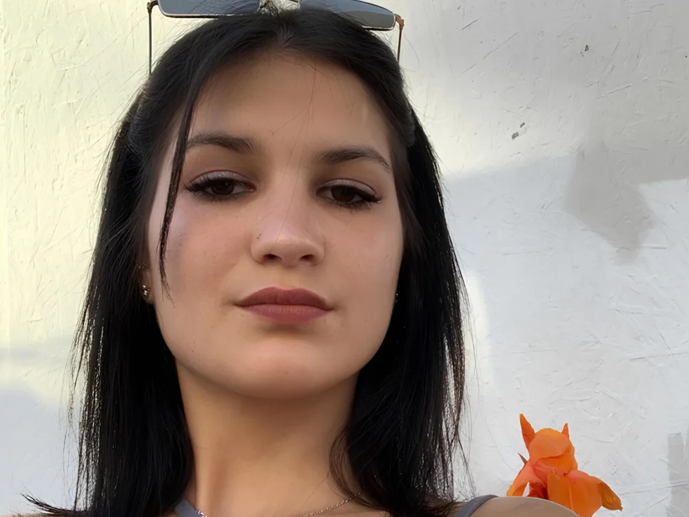 MedaWida's Offline Chat Room