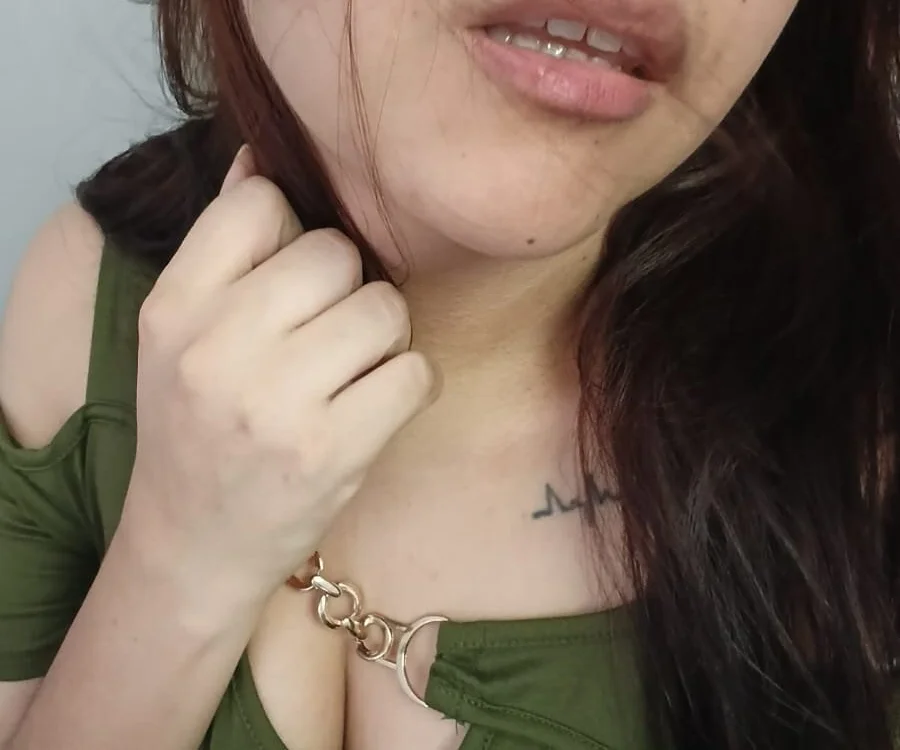 Mystic_queen Offline XXX-chat