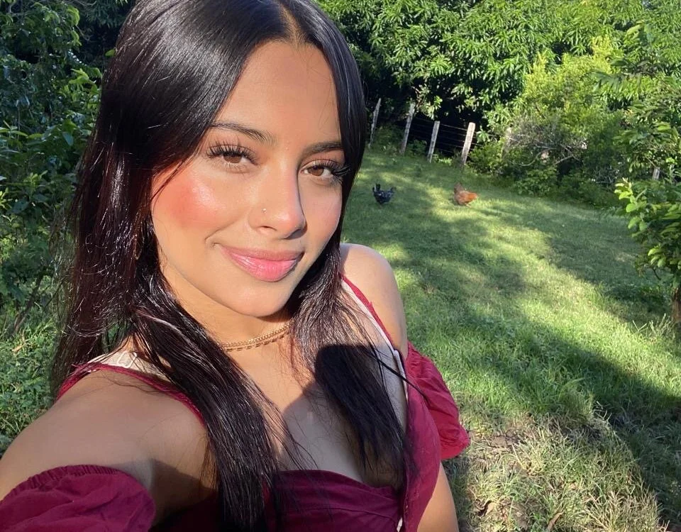 Dulce_pink18 élő XXX-chatje