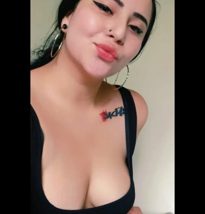 Angel_harper_'s Offline Chat Room