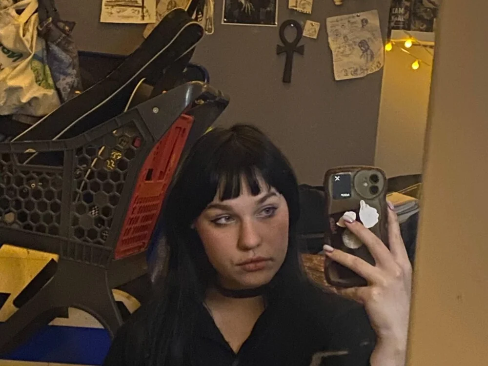 Miamercure_'s Offline XXX Chat