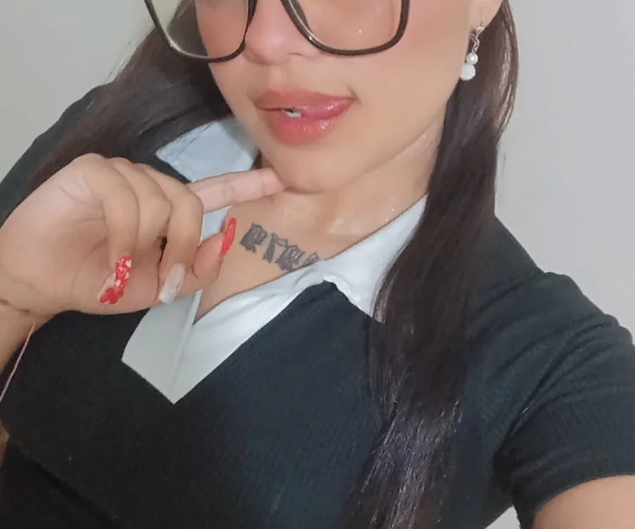 Miss_Morgan_bdsm's Offline Chat Room