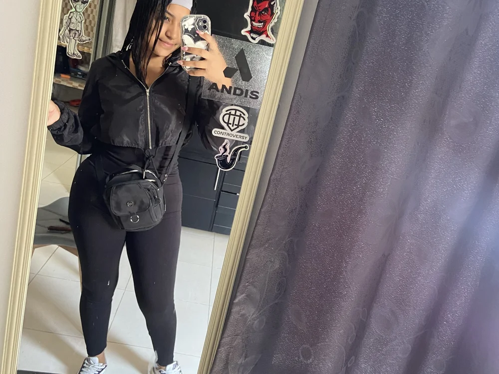 alanna25_ offline chatrum