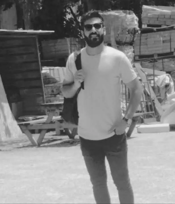 Esmer_bey09 offline chatrum