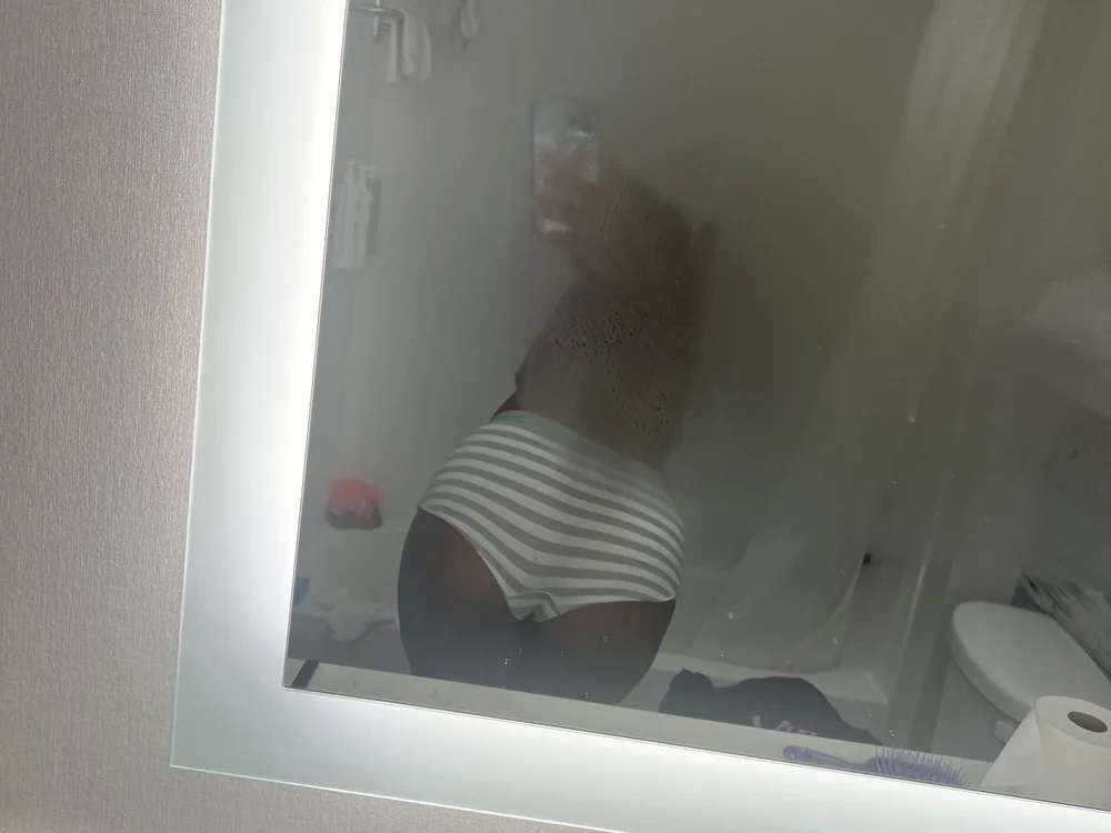 Golden-peach Chat XXX offline