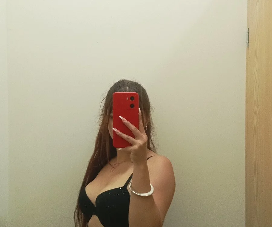 Luna_kiss_18's Offline XXX Chat