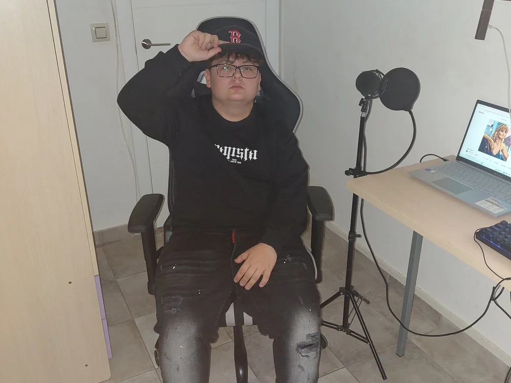 Digalape's Offline Chat Room
