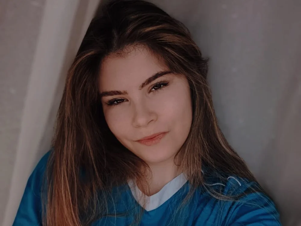 Grace_Lewis' Offline Chat Room