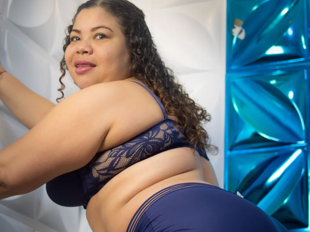 Alinna_addas_03 Offline XXX-chat