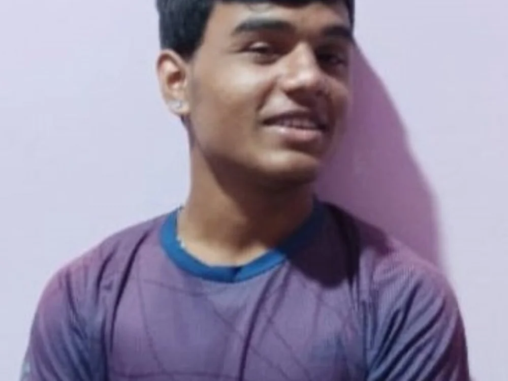 Rockysoni69's Offline Chat Room