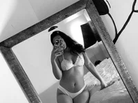 arianarousee's webcam live show