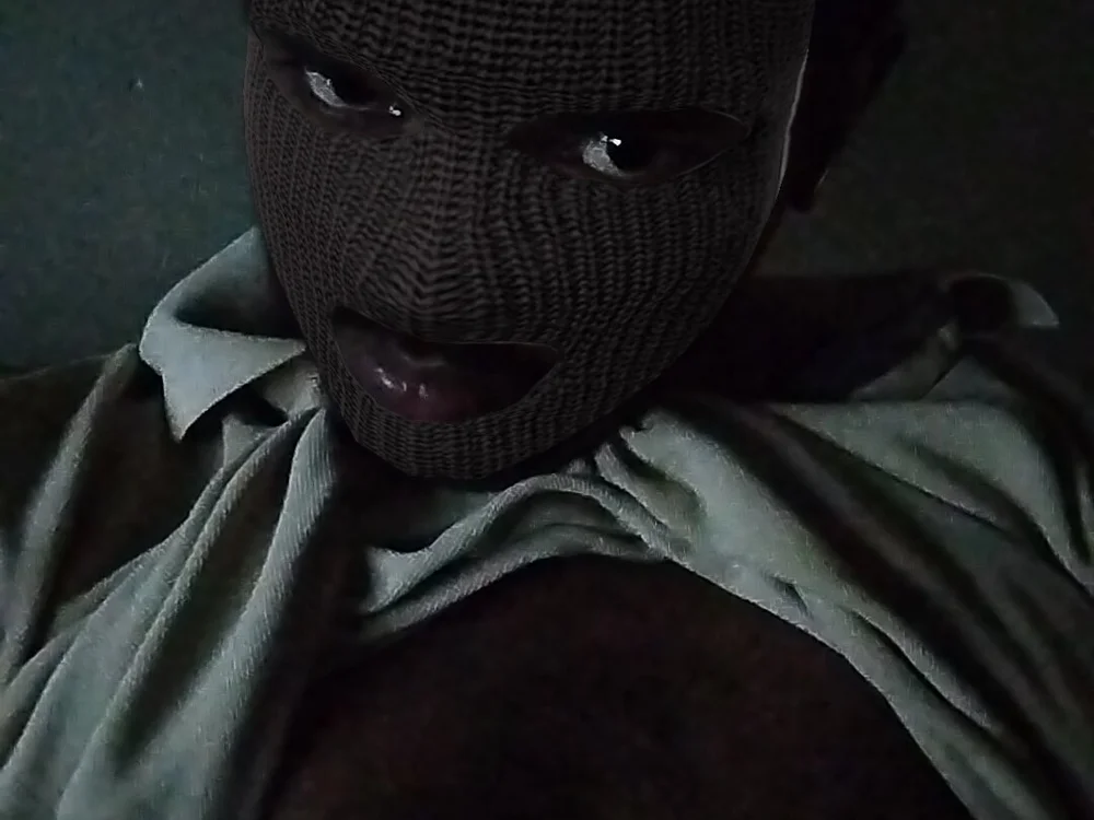 telugu_guy_ 離線 XXX 聊天